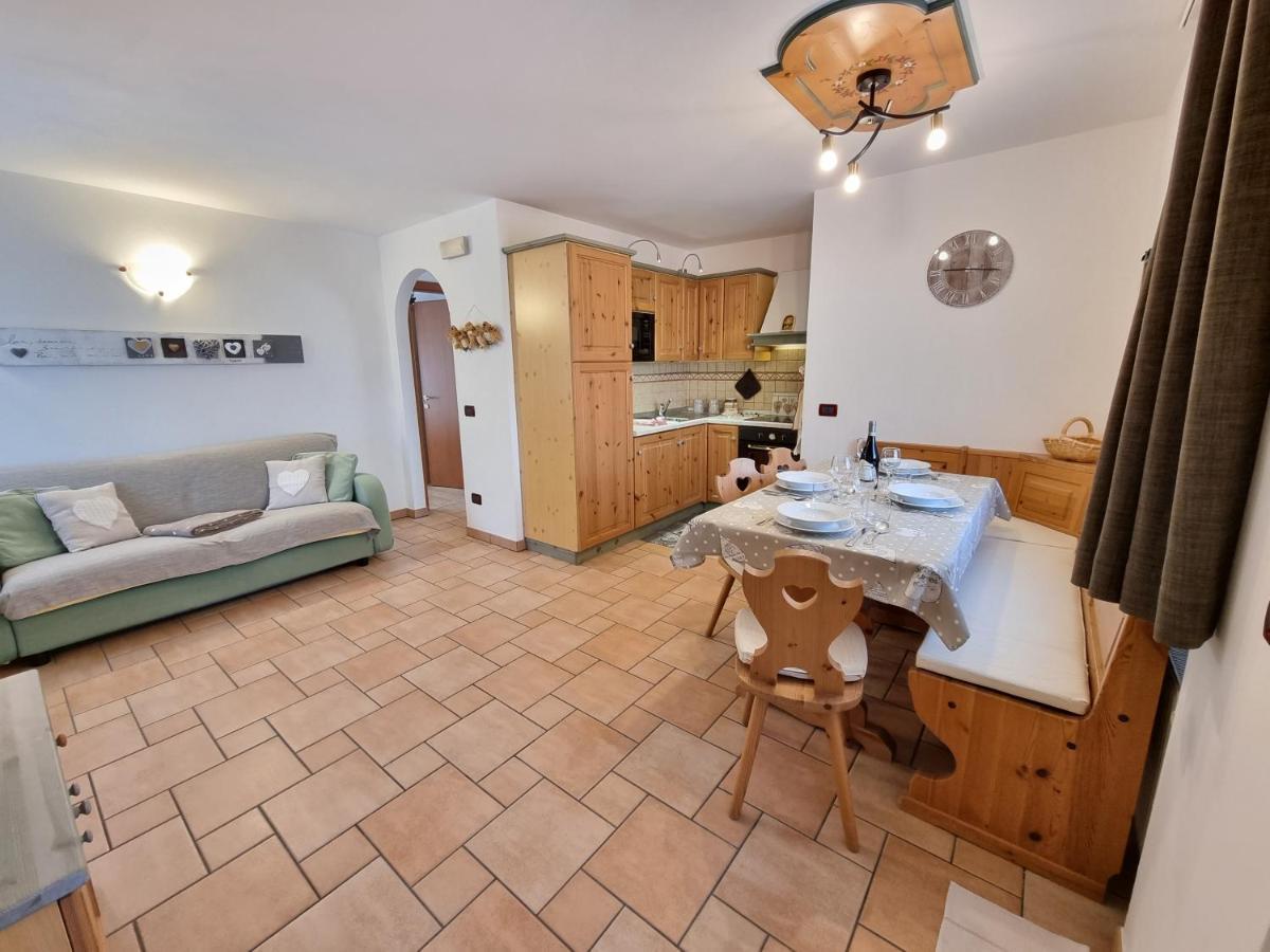 Residence Le Rose Поца ди Фаса Екстериор снимка