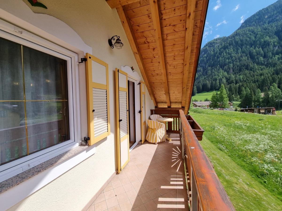 Residence Le Rose Поца ди Фаса Екстериор снимка