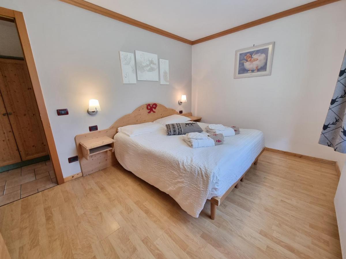 Residence Le Rose Поца ди Фаса Екстериор снимка