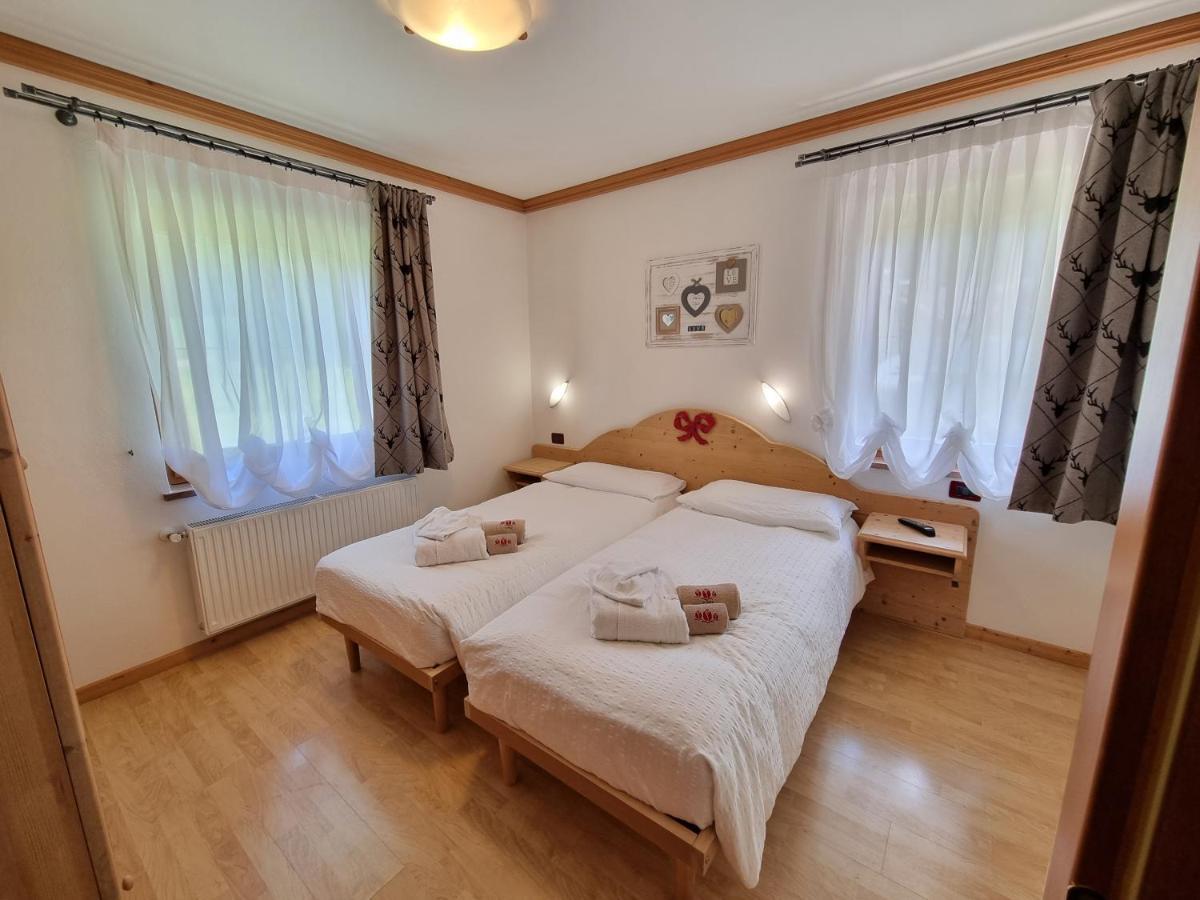 Residence Le Rose Поца ди Фаса Екстериор снимка