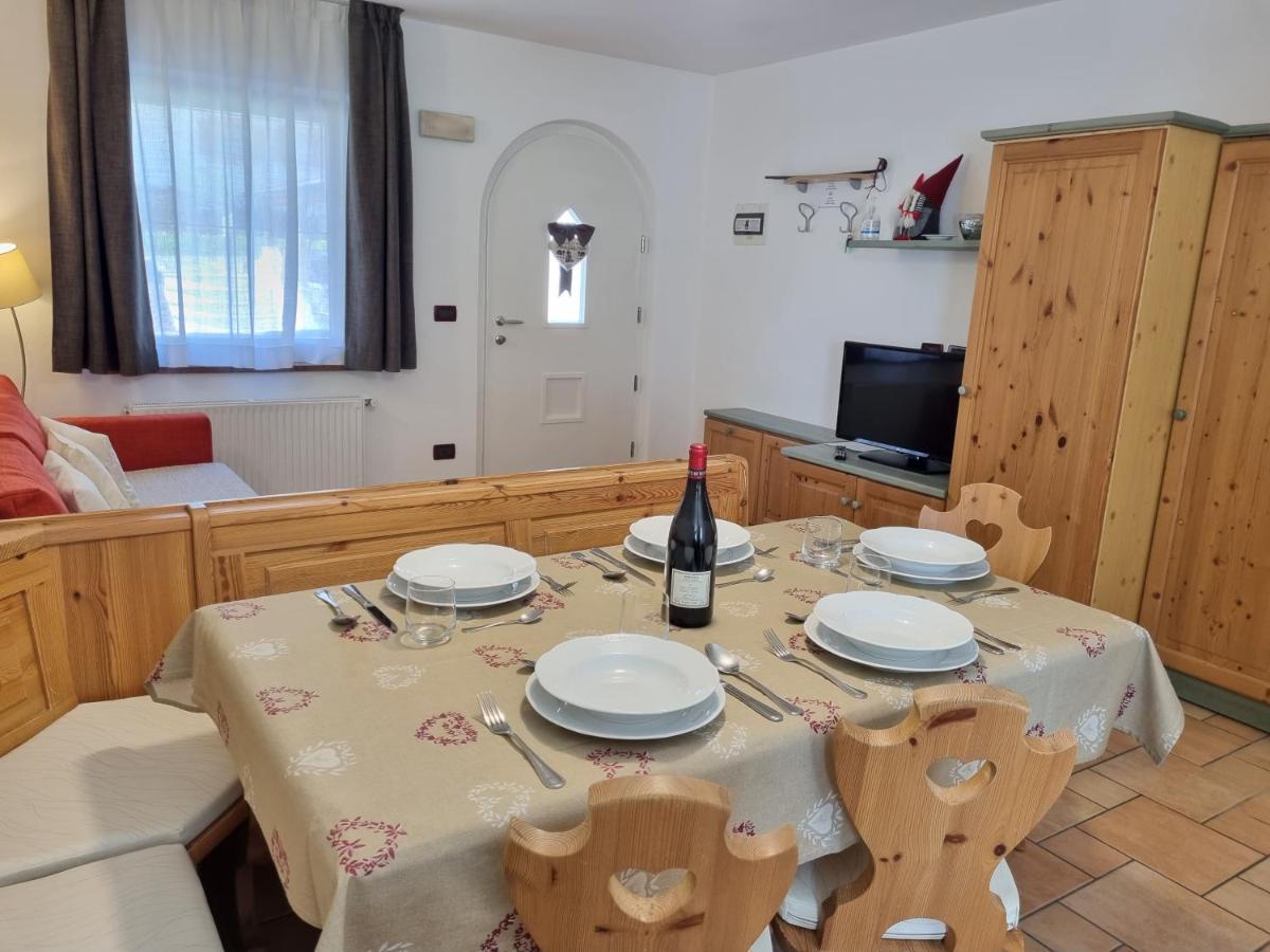 Residence Le Rose Поца ди Фаса Екстериор снимка