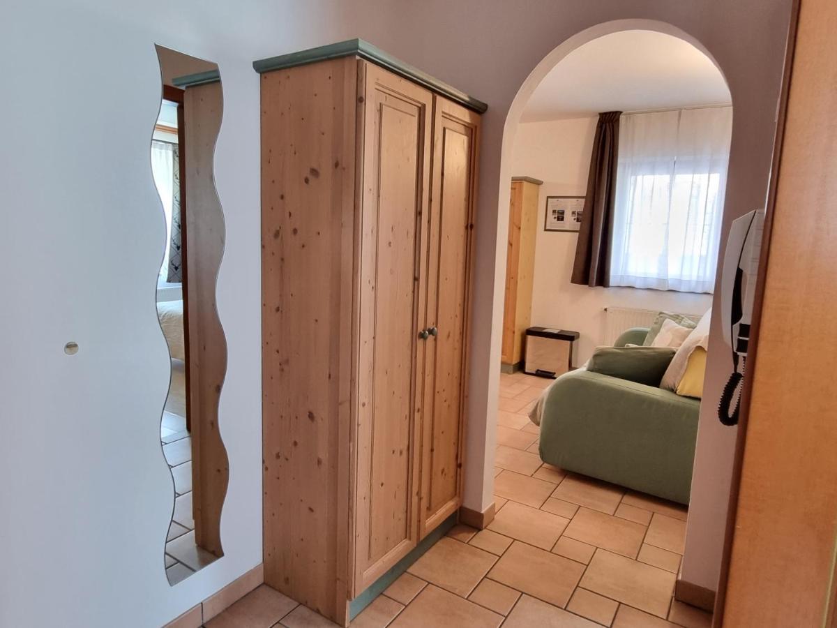 Residence Le Rose Поца ди Фаса Екстериор снимка