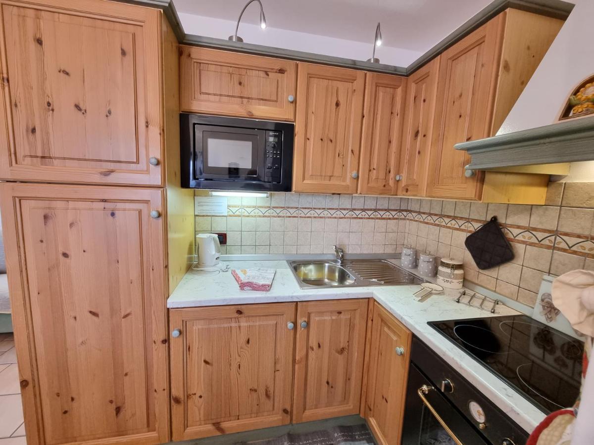 Residence Le Rose Поца ди Фаса Екстериор снимка