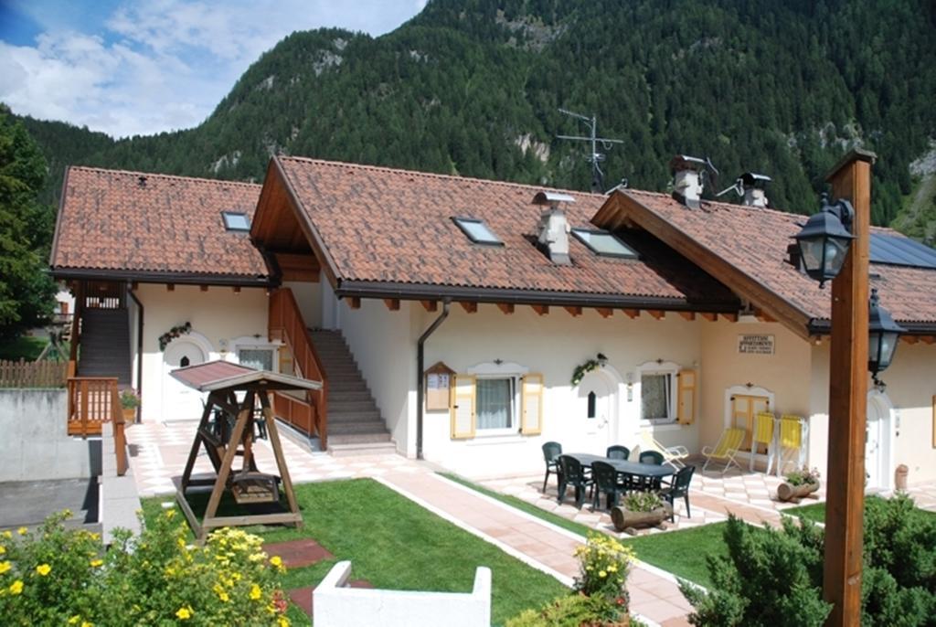 Residence Le Rose Поца ди Фаса Екстериор снимка